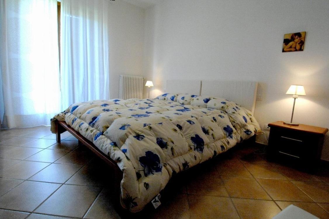 Poggio Degli Olivi Guest House Saturnia Room photo